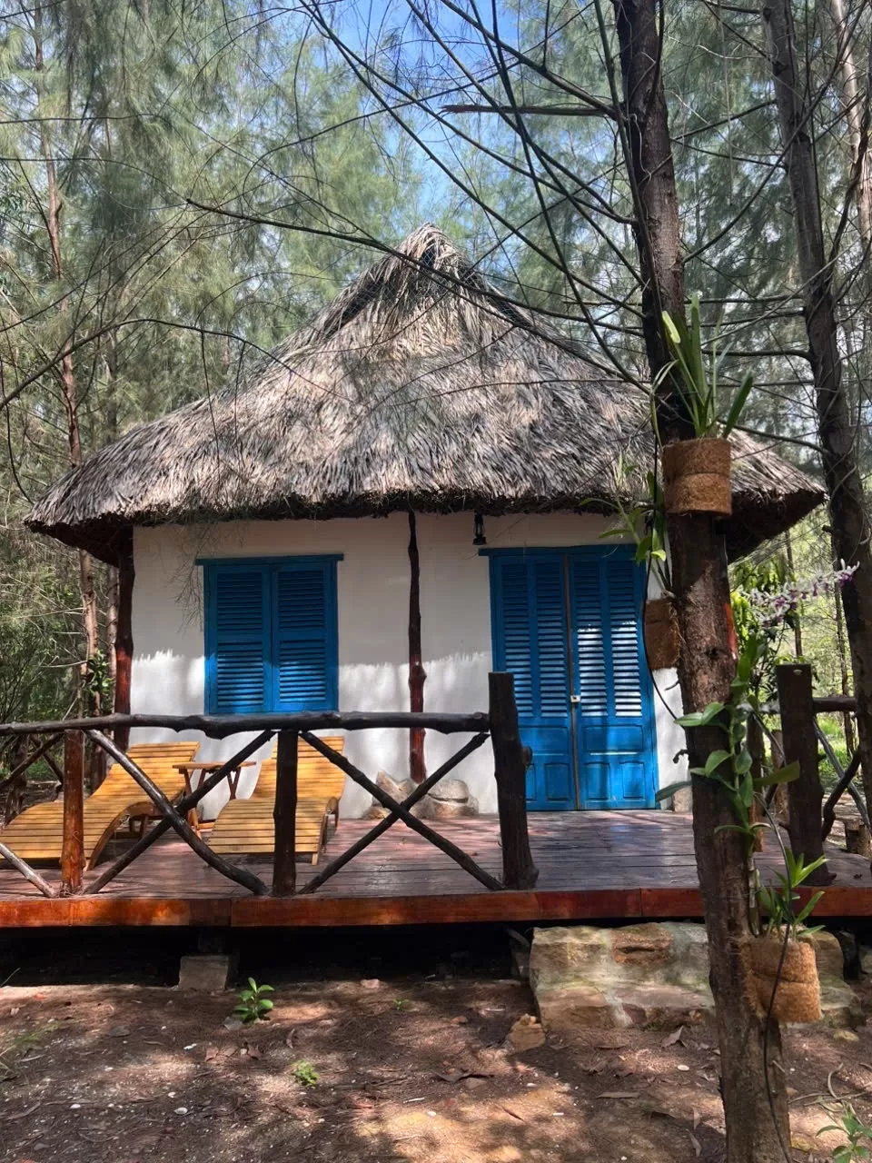 Combo 3 Ngày 2 Đêm tại Làng Chài Hàm Ninh + Tặng vé Đồi Nam Châm