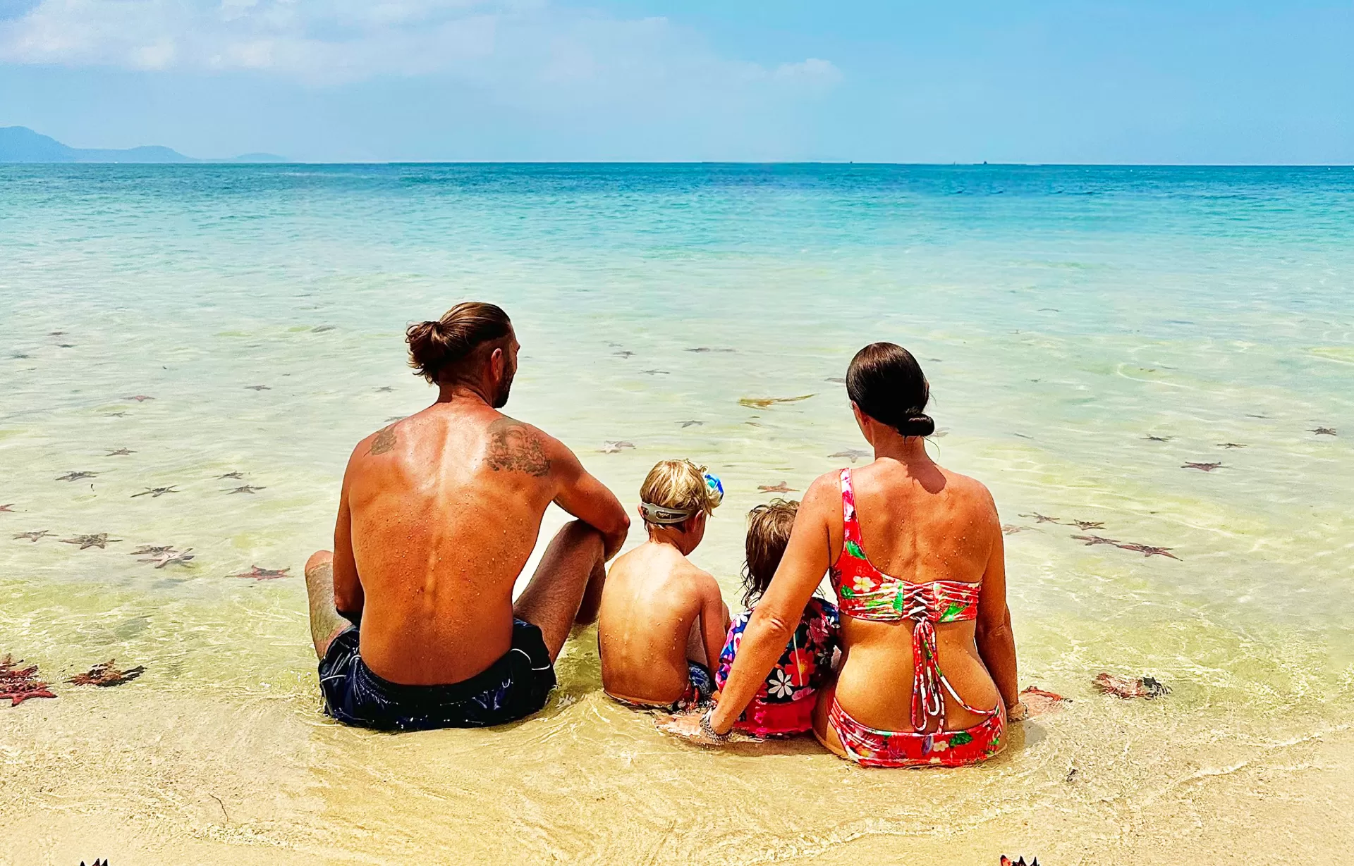 Tour experience pristine in the North Island - Cheo Kayaking or boat rowing on Cua Can River