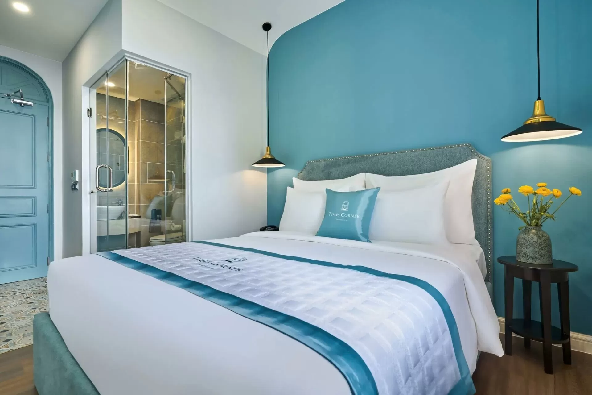 Combo 3N2Đ khách sạn Time Corner + Ăn sáng + phòng tiêu chuẩn