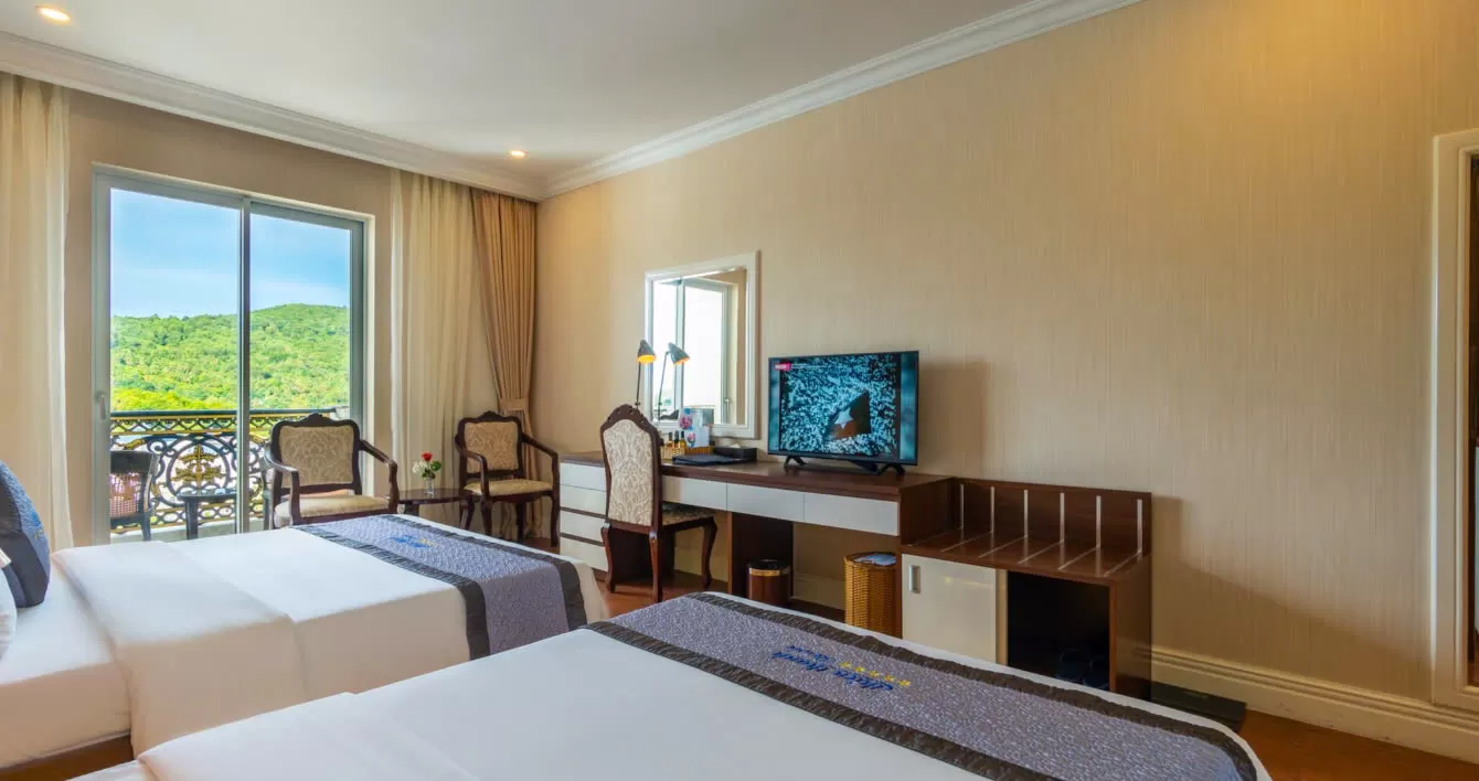 Combo 3N2Đ khách sạn 5 sao Thiên Thanh + Ăn sáng + phòng tiêu chuẩn + Đón tiễn sân bay theo lịch trình khách sạn