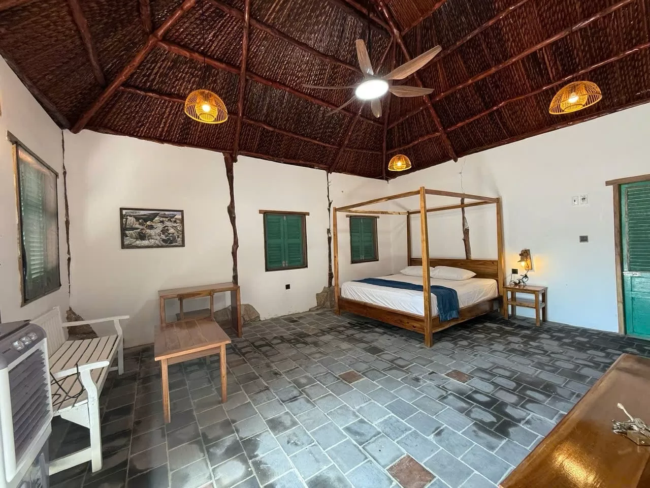 Combo 3 Ngày 2 Đêm tại Làng Chài Hàm Ninh + Tặng vé Đồi Nam Châm