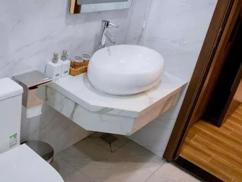 Combo 3N2Đ khách sạn Lyn + Ăn sáng + phòng tiêu chuẩn